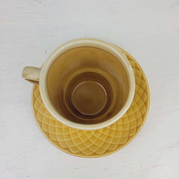 Vintage MCM Stoneware Yellow Gold Coffee Cup Mug and Saucer - Picture 10 of 10